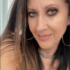 Meet your Posher, Rosalia of Rosy’s Rummage